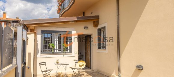 2 bedrooms Apartment in Rome, Italy No. 299399 4