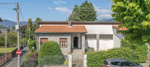 6 rooms House in Armeno, Italy No. 298799 2