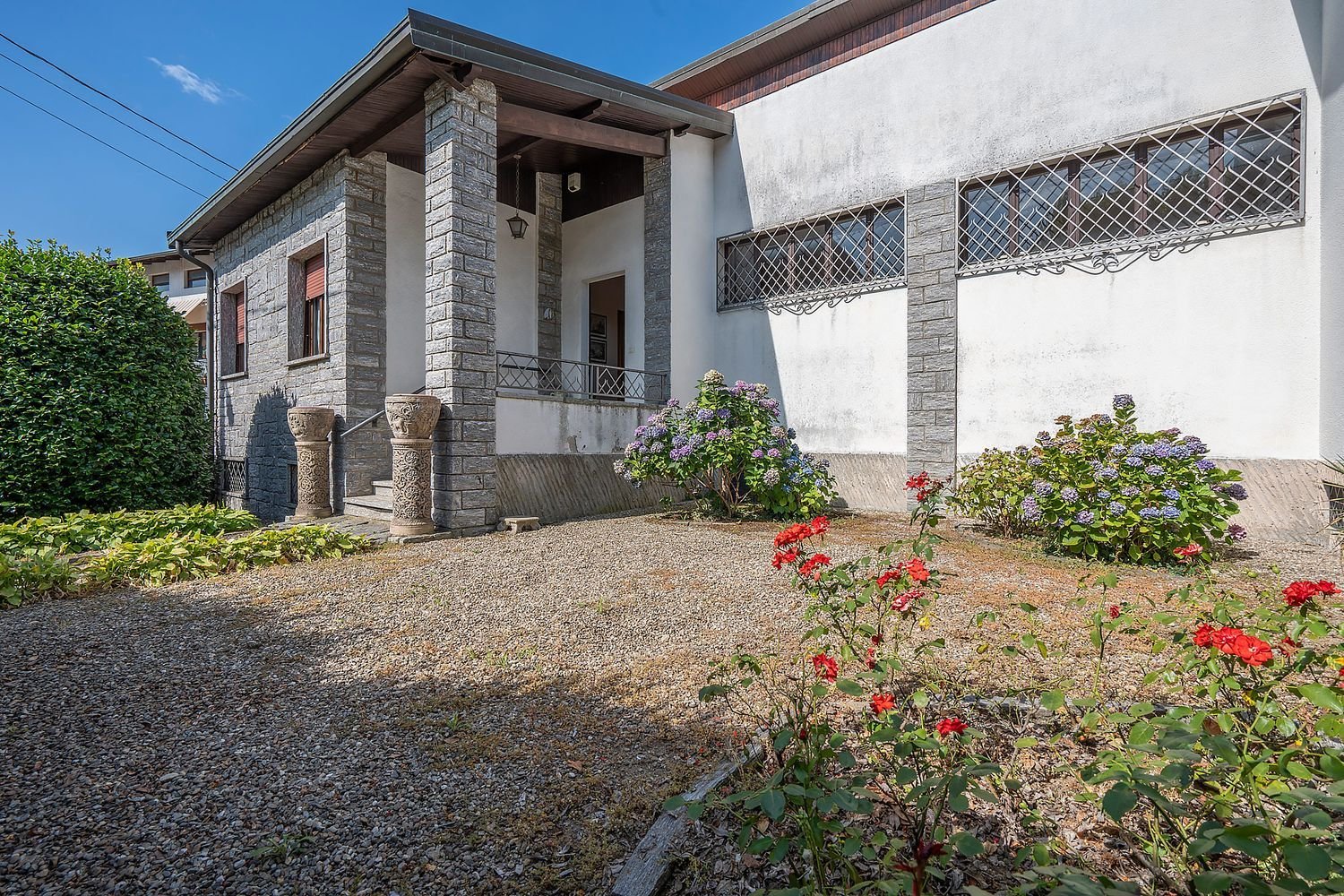 6 rooms House in Armeno, Italy No. 298799