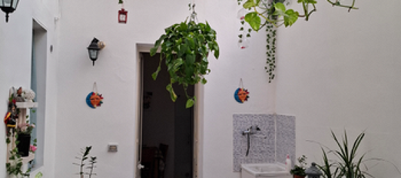 Квартира с 2 комнатами в Катания, Италия № 309556 3