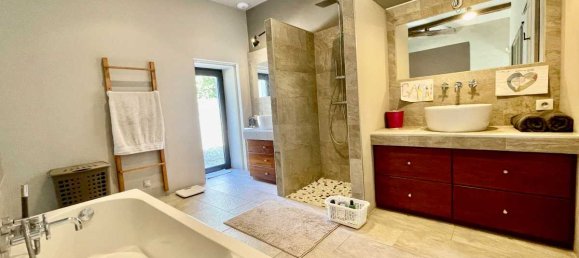 6 bedrooms Villa in Agen, France No. 197073 10