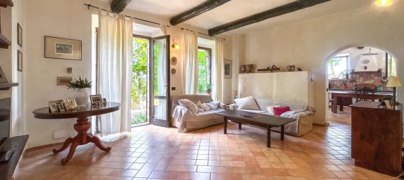 8 bedrooms House in Urbino, Italy No. 342698 21