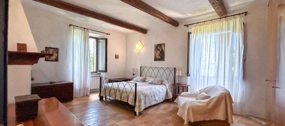 8 bedrooms House in Urbino, Italy No. 342698 25