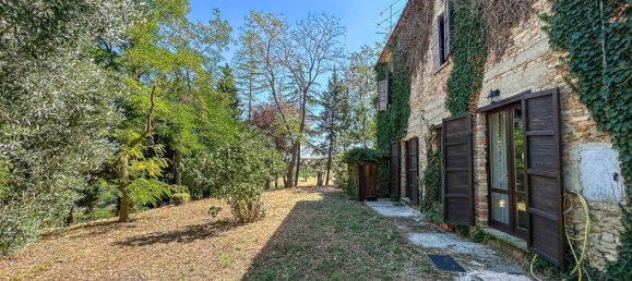8 bedrooms House in Urbino, Italy No. 342698 46