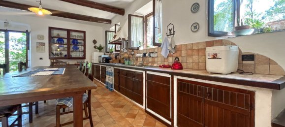 8 bedrooms House in Urbino, Italy No. 342698 17