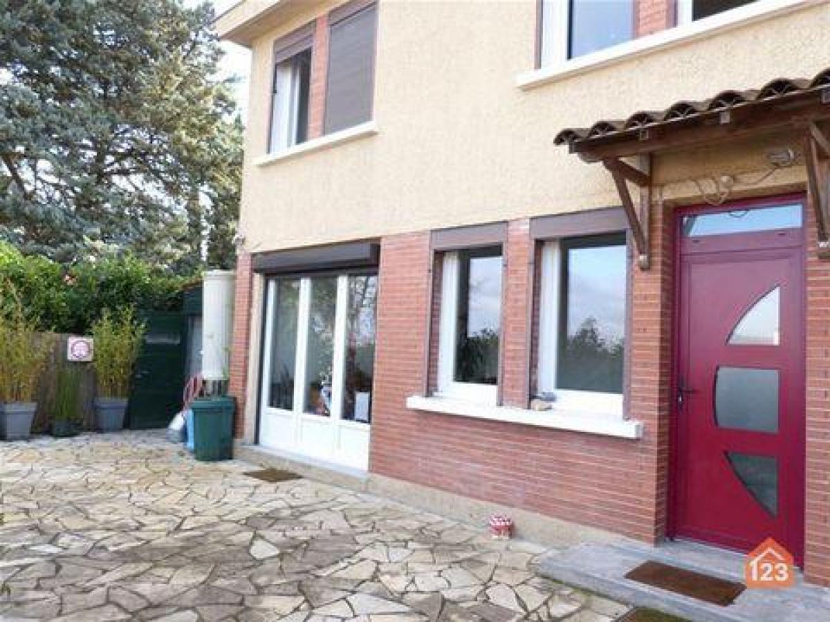 4 غرف نوم منزل في Toulouse, France رقم 26003