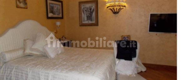 2 Schlafzimmer Wohnung in Portici, Italy, Nr. 12926 3