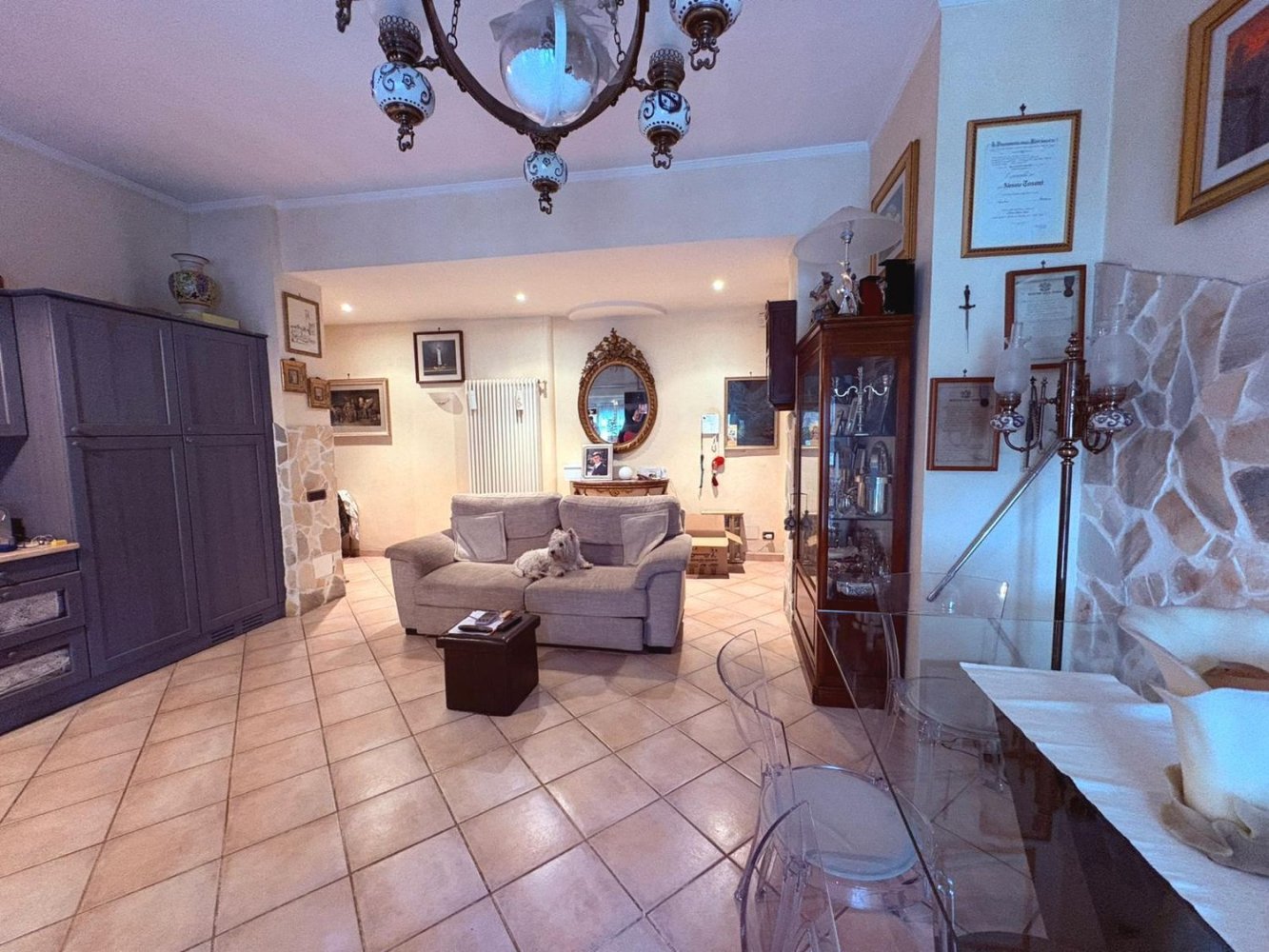 3 rooms Apartment in Rome, Italy No. 73825