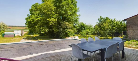 3 Schlafzimmer Haus in Channes, France, Nr. 95333 6