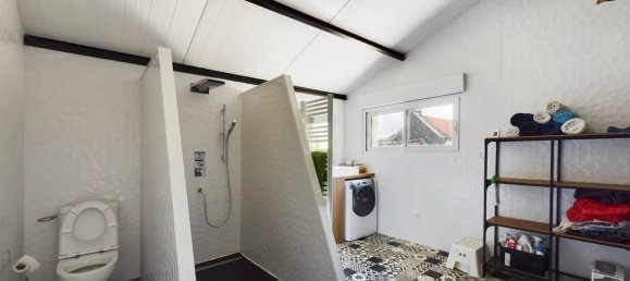 3 Schlafzimmer Haus in Channes, France, Nr. 95333 8