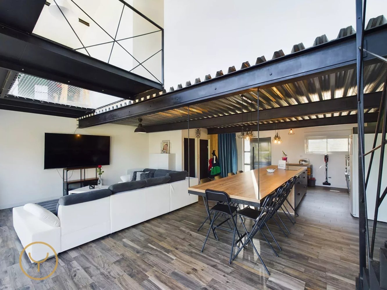 3 Schlafzimmer Haus in Channes, France, Nr. 95333