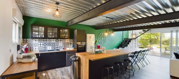 3 Schlafzimmer Haus in Channes, France, Nr. 95333 2