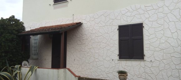6 bedrooms House in Sarzana, Italy No. 202715 8
