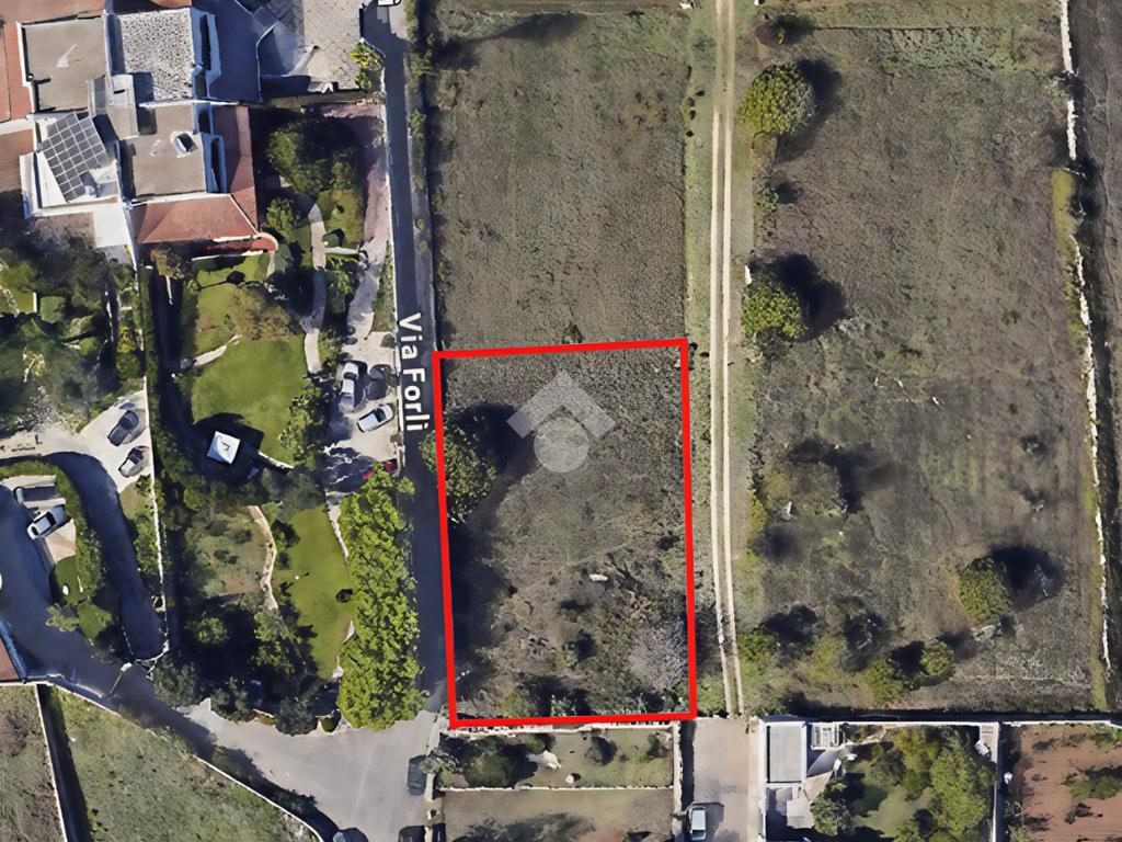 1083m² Land in Lecce, Italy No. 287120