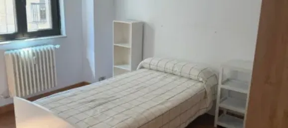 3 bedrooms Apartment in Salamanca, Spain No. 139448 2