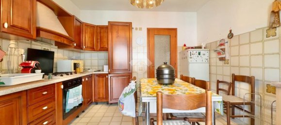 5 rooms Apartment in Novi Ligure, Italy No. 144016 4