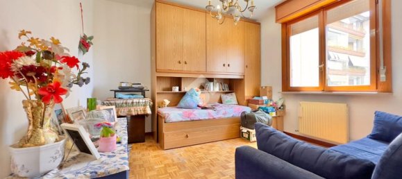 5 rooms Apartment in Novi Ligure, Italy No. 144016 16