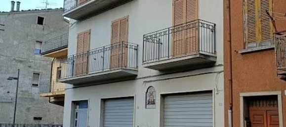6 rooms Apartment in Bojano, Italy No. 178130 2