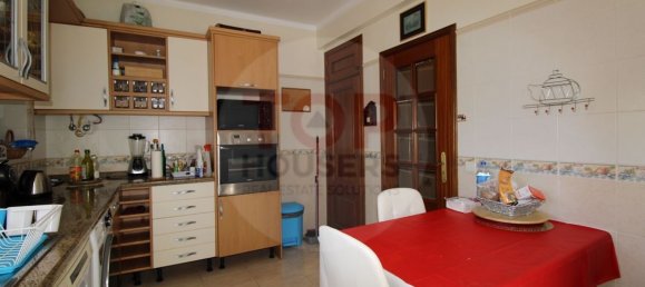 4 bedrooms House in Faro, Portugal No. 130947 13