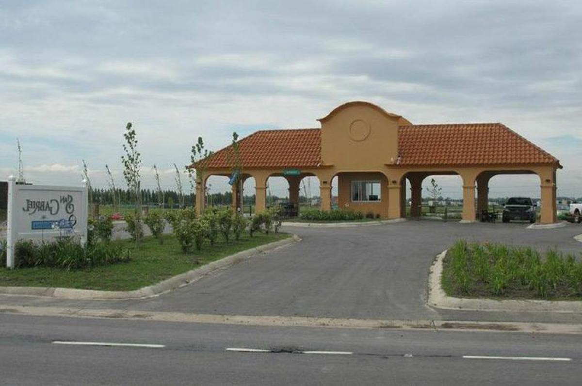  قطعة أرض في Tigre, Argentina رقم 118906