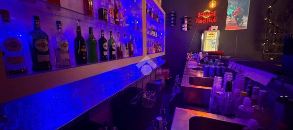 1 room Commercial property in Naples, Italy No. 59217 8