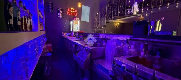 1 room Commercial property in Naples, Italy No. 59217 9