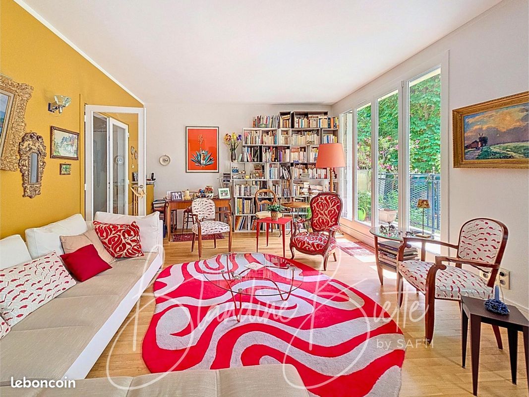 Apartamento de 2 dormitorios en Neuilly-sur-Seine, France No. 288668