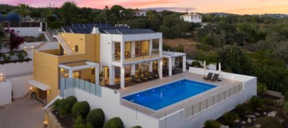 Villa de 5 dormitorios en Loule, Portugal No. 151030 10