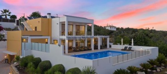 Villa de 5 dormitorios en Loule, Portugal No. 151030 9