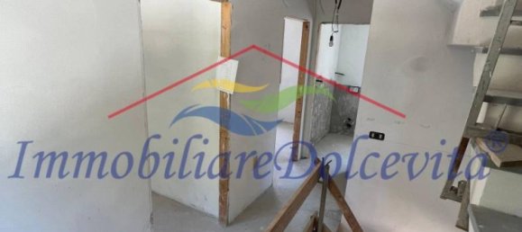 3 bedrooms Apartment in Florence, Italy No. 264621 17