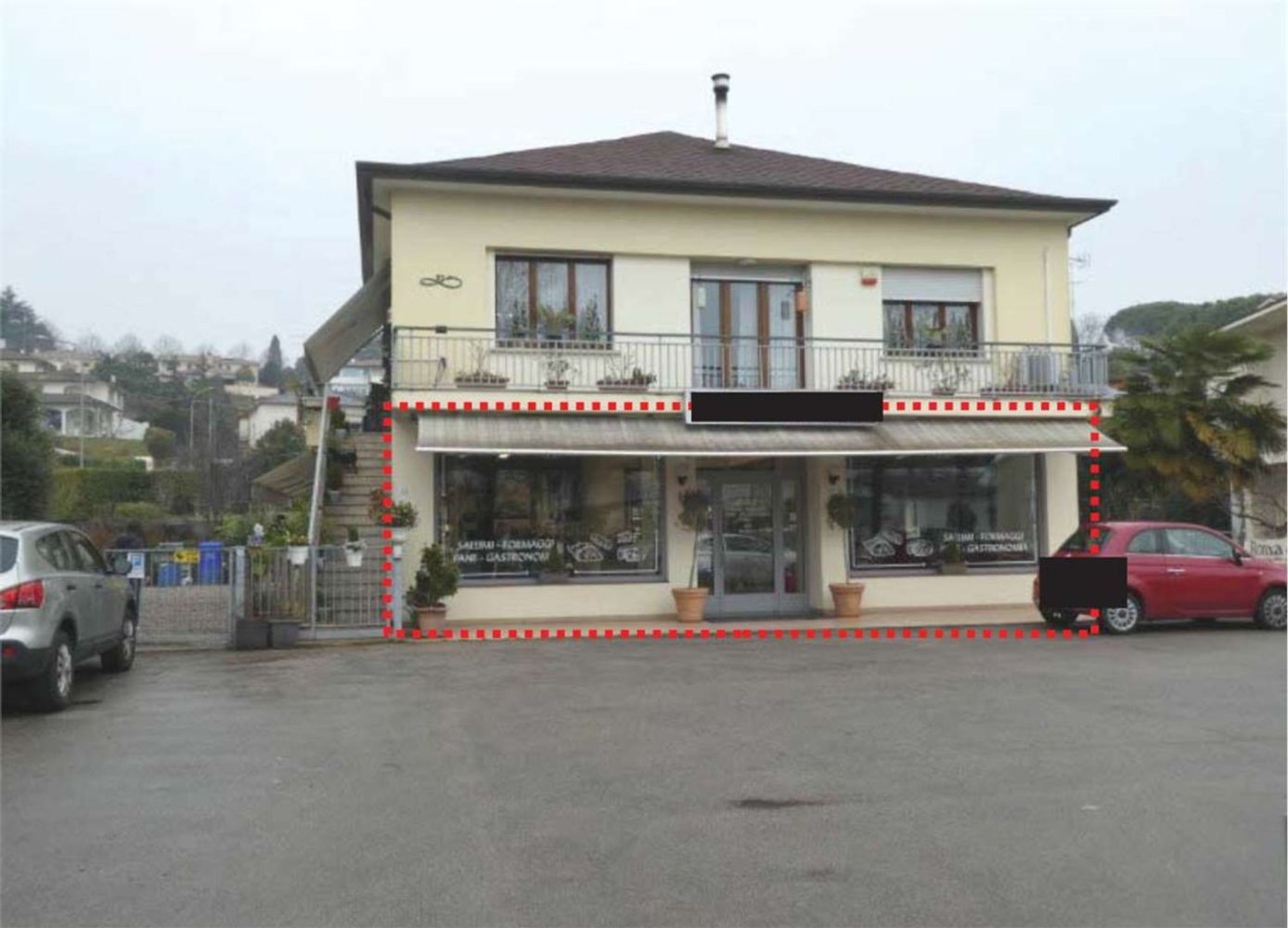 Propriété commerciale à Conegliano, Italy 99m² No. 355018