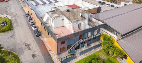 Duplex de 3 divisões em Rome, Italy N.º 104718 2