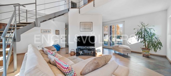 4 Schlafzimmer Villa in Varese, Italy, Nr. 64737 8