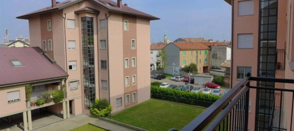 5-salle Penthouse à Abbiategrasso, Italy No. 125150 13