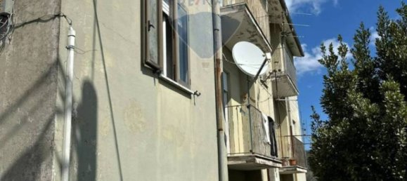 3 bedrooms Apartment in Scapoli, Italy No. 286072 4