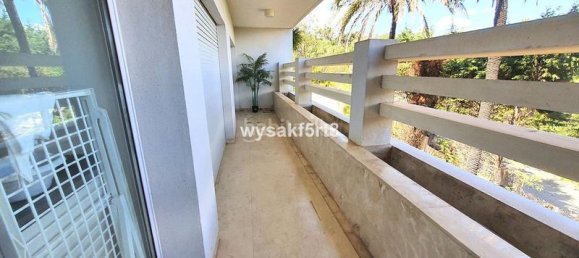 Apartamento de 3 dormitorios en Cádiz, Spain No. 26973 23