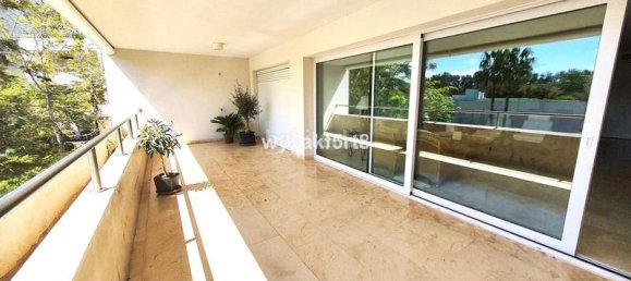 Apartamento de 3 dormitorios en Cádiz, Spain No. 26973 24