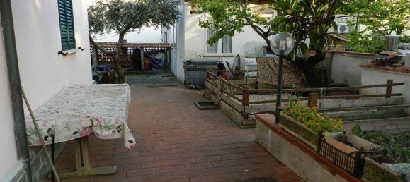 4 Schlafzimmer Villa in Rosignano Marittimo, Italy, Nr. 48417 8