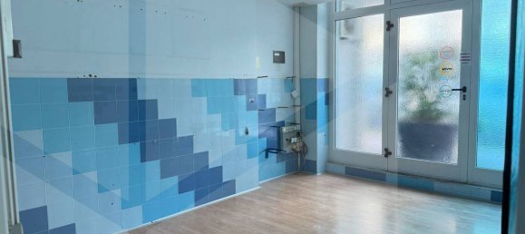 6 rooms Commercial property in Bari, Italy No. 25545 16