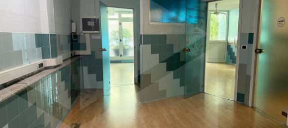 6 rooms Commercial property in Bari, Italy No. 25545 13