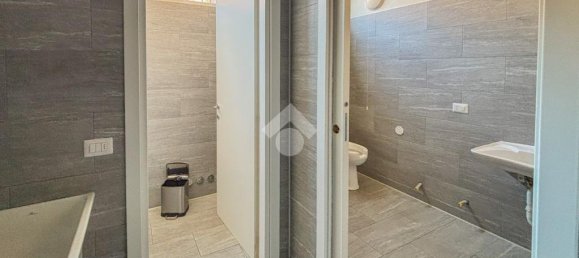 Armazém de 2 divisões em Valmadrera, Italy N.º 303465 33