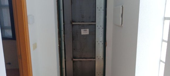 3 bedrooms House in Salamanca, Spain No. 61607 16