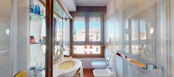 5 rooms Penthouse in Segrate, Italy No. 25025 26
