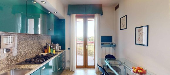 5 rooms Penthouse in Segrate, Italy No. 25025 13