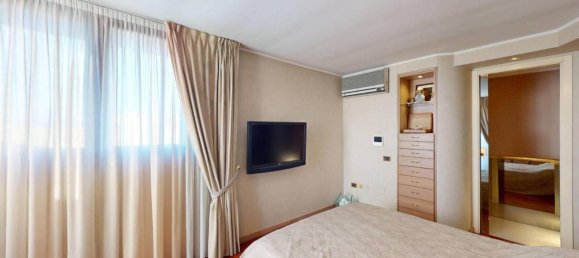 5 rooms Penthouse in Segrate, Italy No. 25025 36