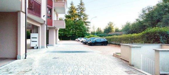 5 rooms Penthouse in Segrate, Italy No. 25025 44