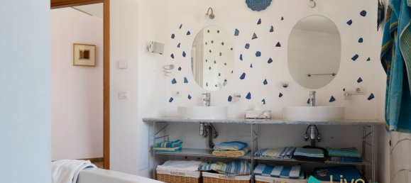 4 Schlafzimmer Villa in Olbia, Italy, Nr. 373987 23