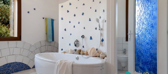 4 Schlafzimmer Villa in Olbia, Italy, Nr. 373987 22