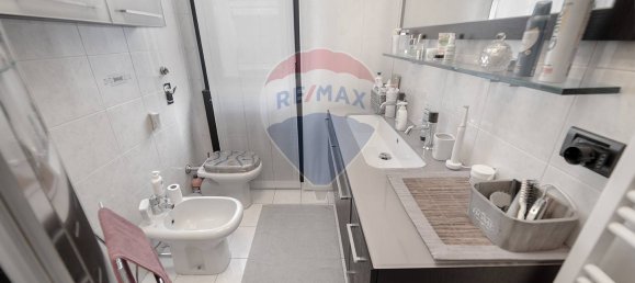 2 Schlafzimmer Wohnung in Monza, Italy, Nr. 168427 28