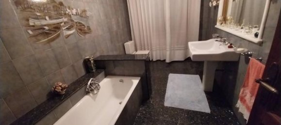 6 rooms Villa in Carrara, Italy No. 234850 17